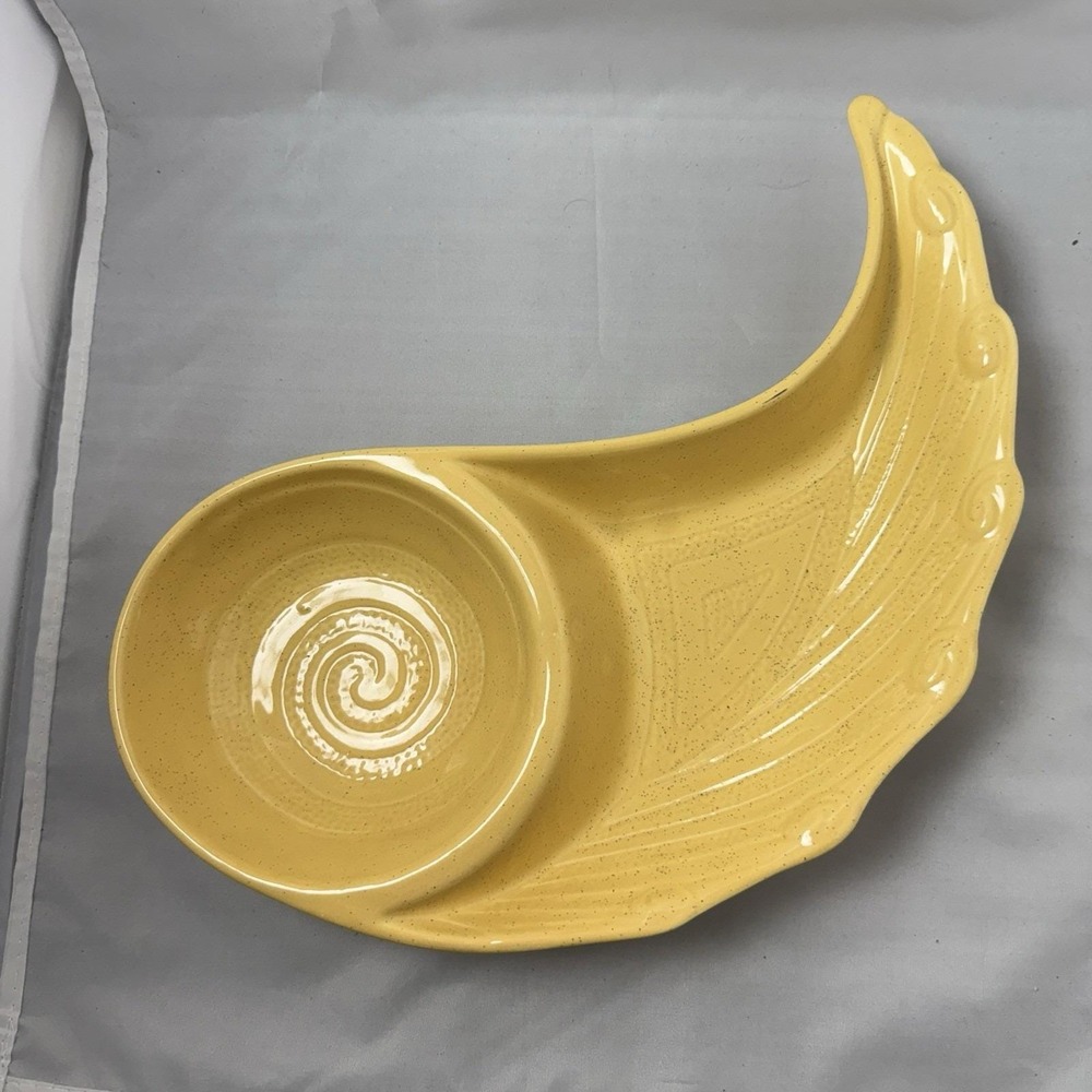 MCM California Pottery WINGS Appetizer Set Chip & Dip Yellow with Brown‎ Specks